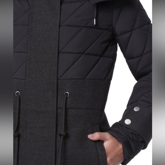 *FINAL SALE* Andrew Marc black quilted winter coat. Size L - Picture 3 of 5